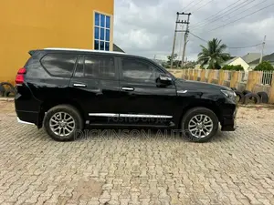 Toyota Land Cruiser Prado 2012 Black