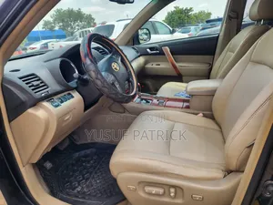Toyota Highlander 2013 Black