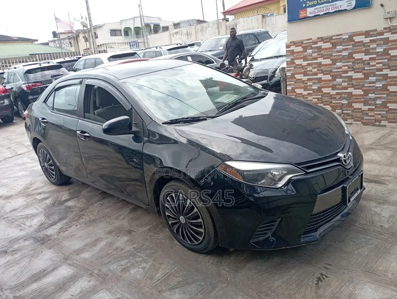 Toyota Corolla 2016 Black