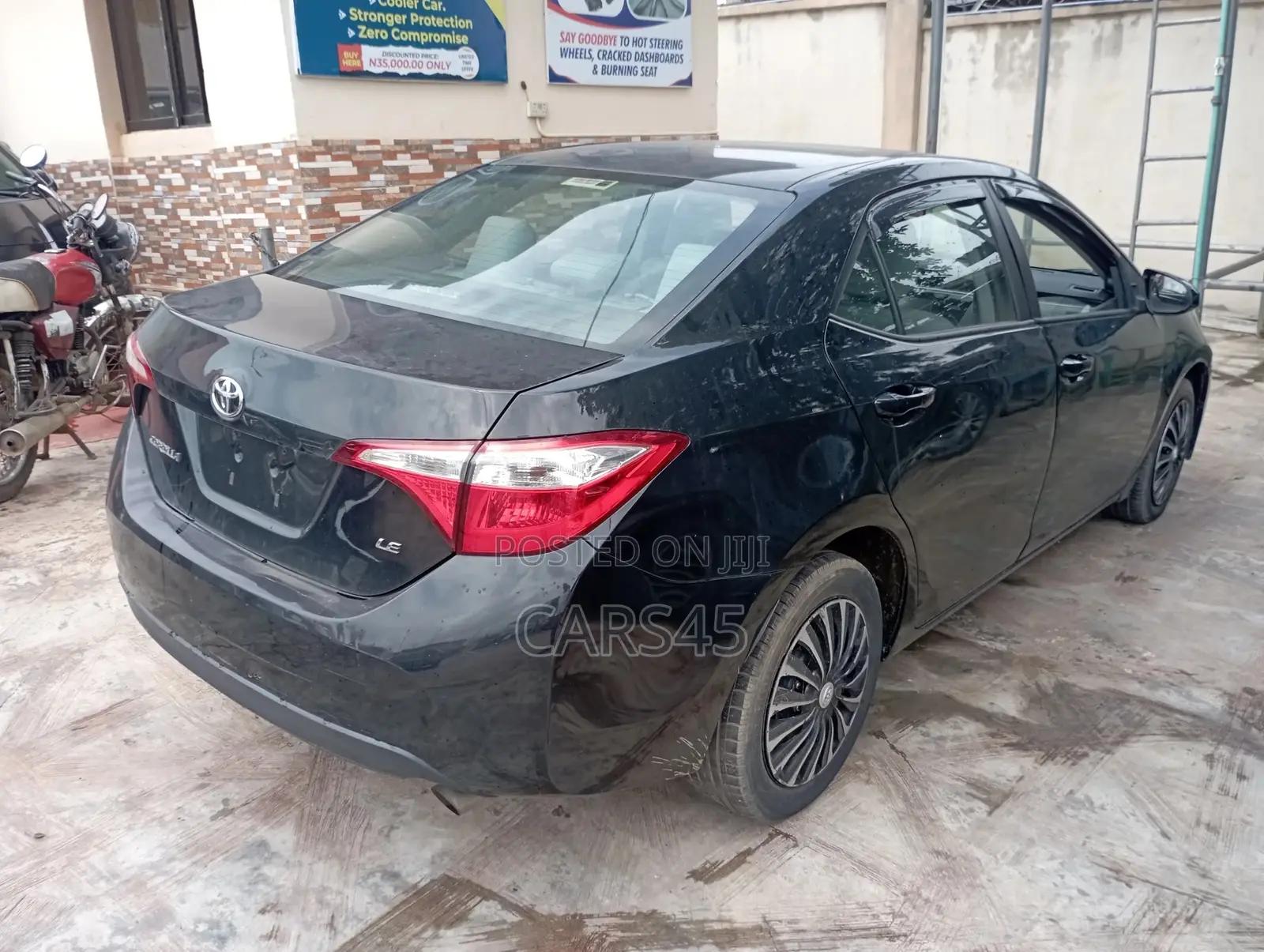 Toyota Corolla 2016 Black