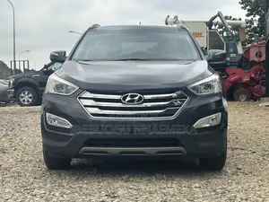 Hyundai Santa Fe Limited 4dr SUV (3.3L 6cyl 6A) 2015 Gray