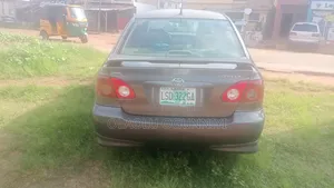 Toyota Corolla 2017 Matt Black