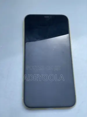 Apple iPhone 11 64 GB Yellow