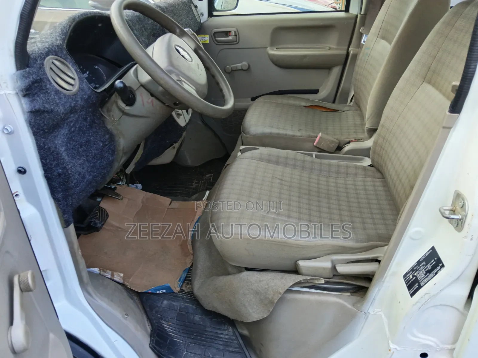 Nissan Caravan (Urvan) 2008 White