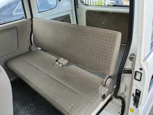 Nissan Caravan (Urvan) 2008 White