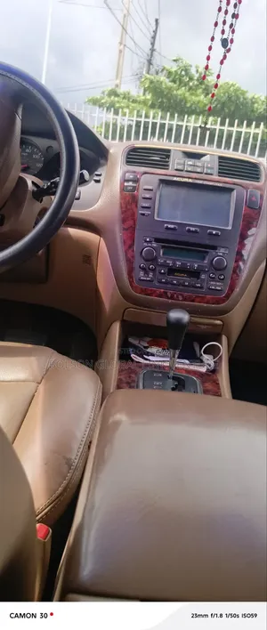 Acura MDX 3.5L 4x4 2003 White