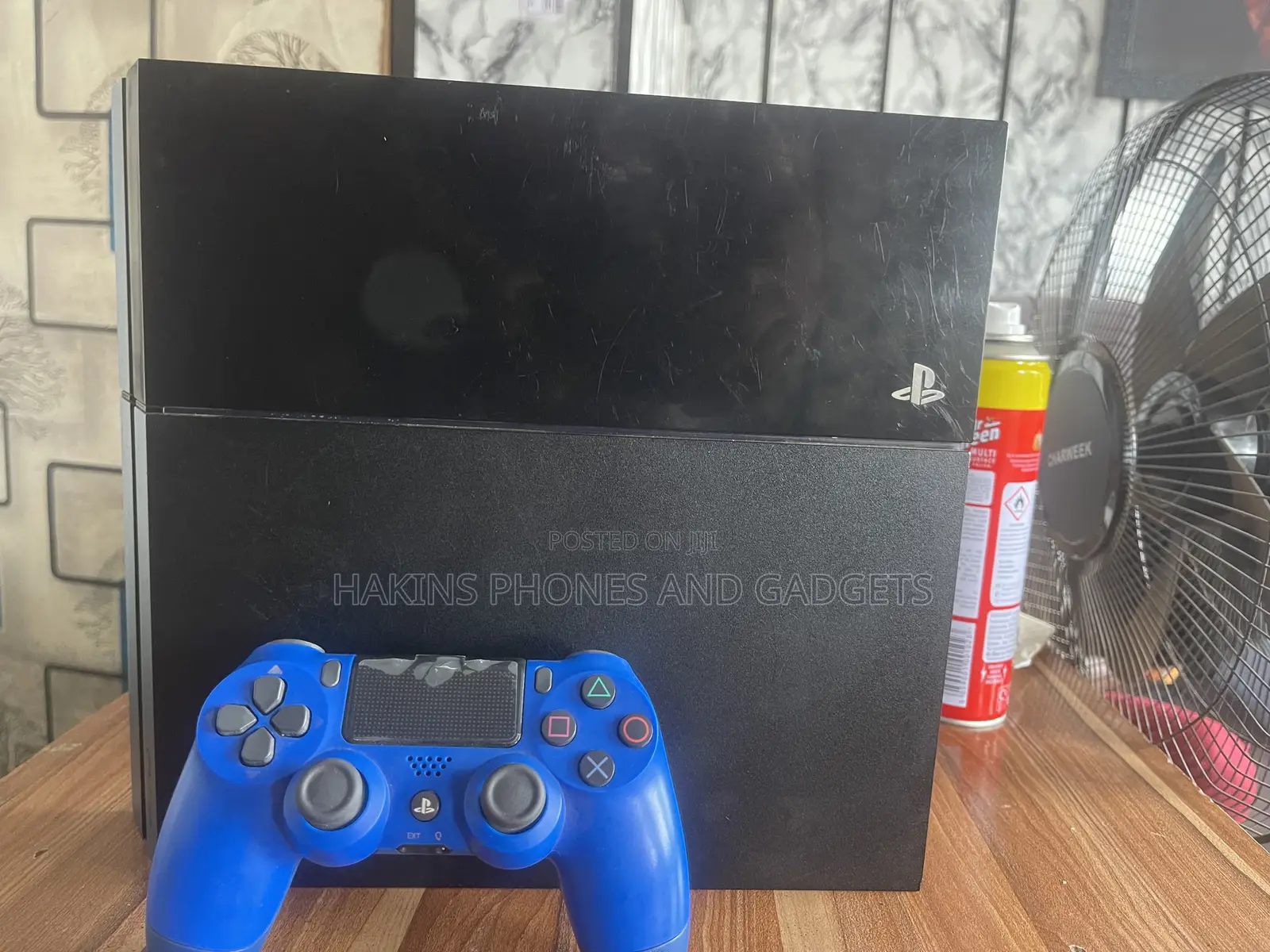 Play Station 4