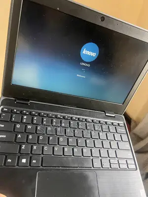 Laptop Lenovo 100e 4GB AMD SSD 128GB