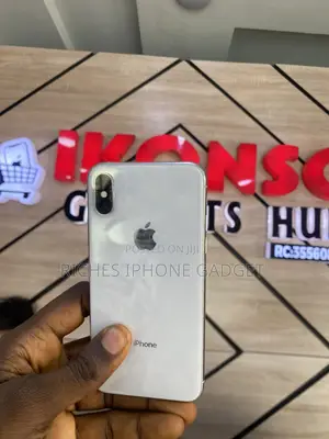 Apple iPhone X 64 GB White