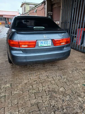 Honda Accord Automatic 2005 Gray