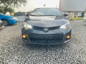 Toyota Corolla 2016 Gray