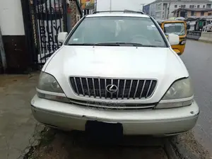 Lexus RX 1999 White