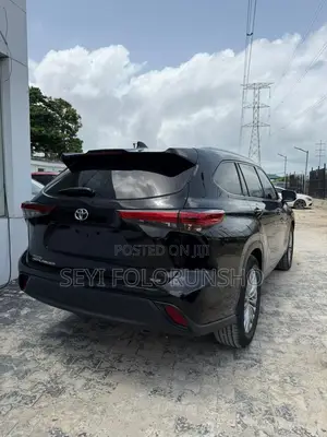 Toyota Highlander 2021 Black