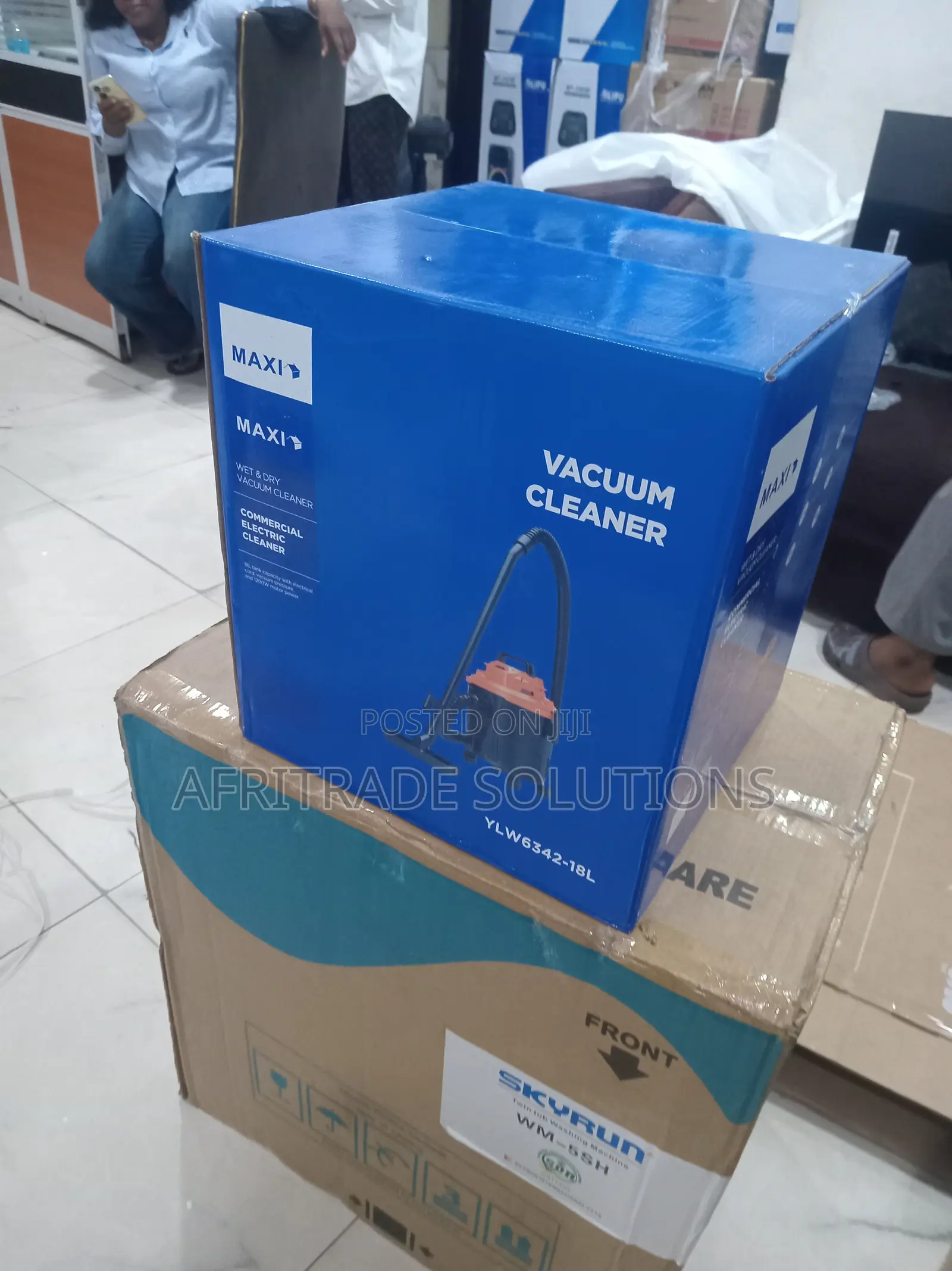 Maxi Wet Dry Vacuum Cleaner With Reusable Filter