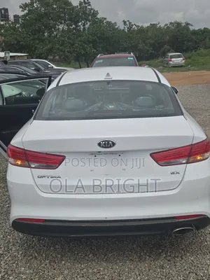 Kia Optima 2018 White