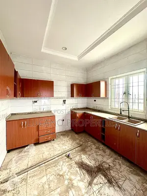 3bdrm Apartment in Jahi By Gilmore, Kado for rent