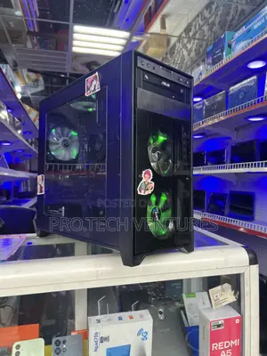 Desktop Computer Asus 8GB AMD Ryzen 3 HDD+SSD 640GB