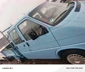 Volkswagen Transporter 2005 Blue