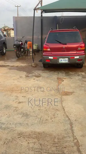 Mitsubishi Outlander 2005