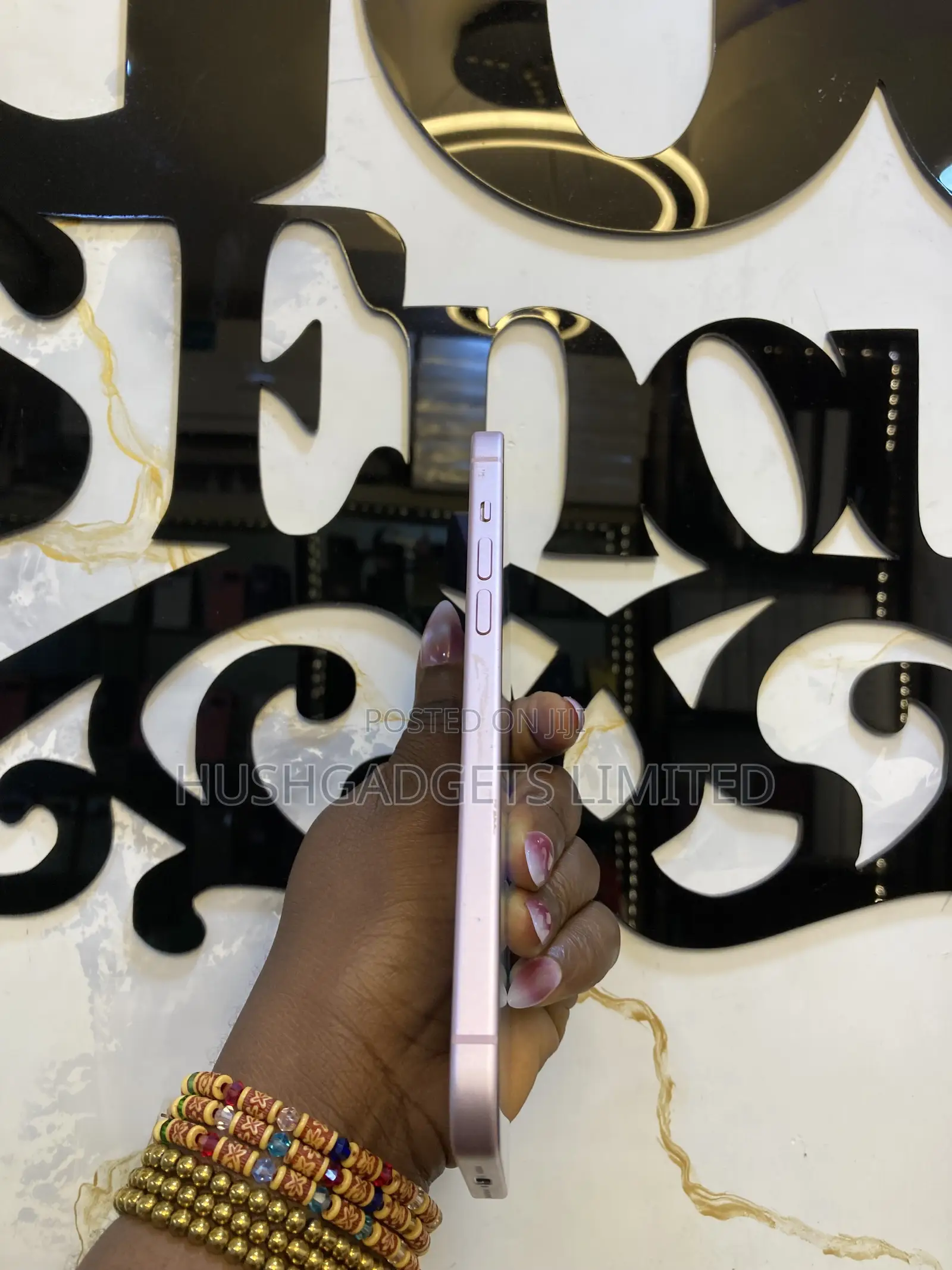 Apple iPhone 15 Plus 128 GB Pink