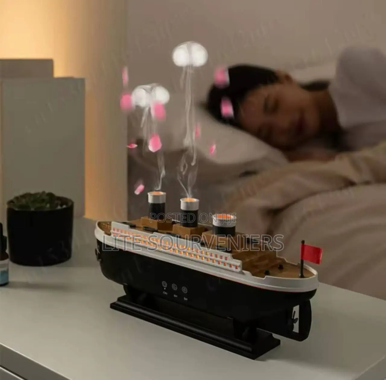 Titanic Ship Design Humidifier