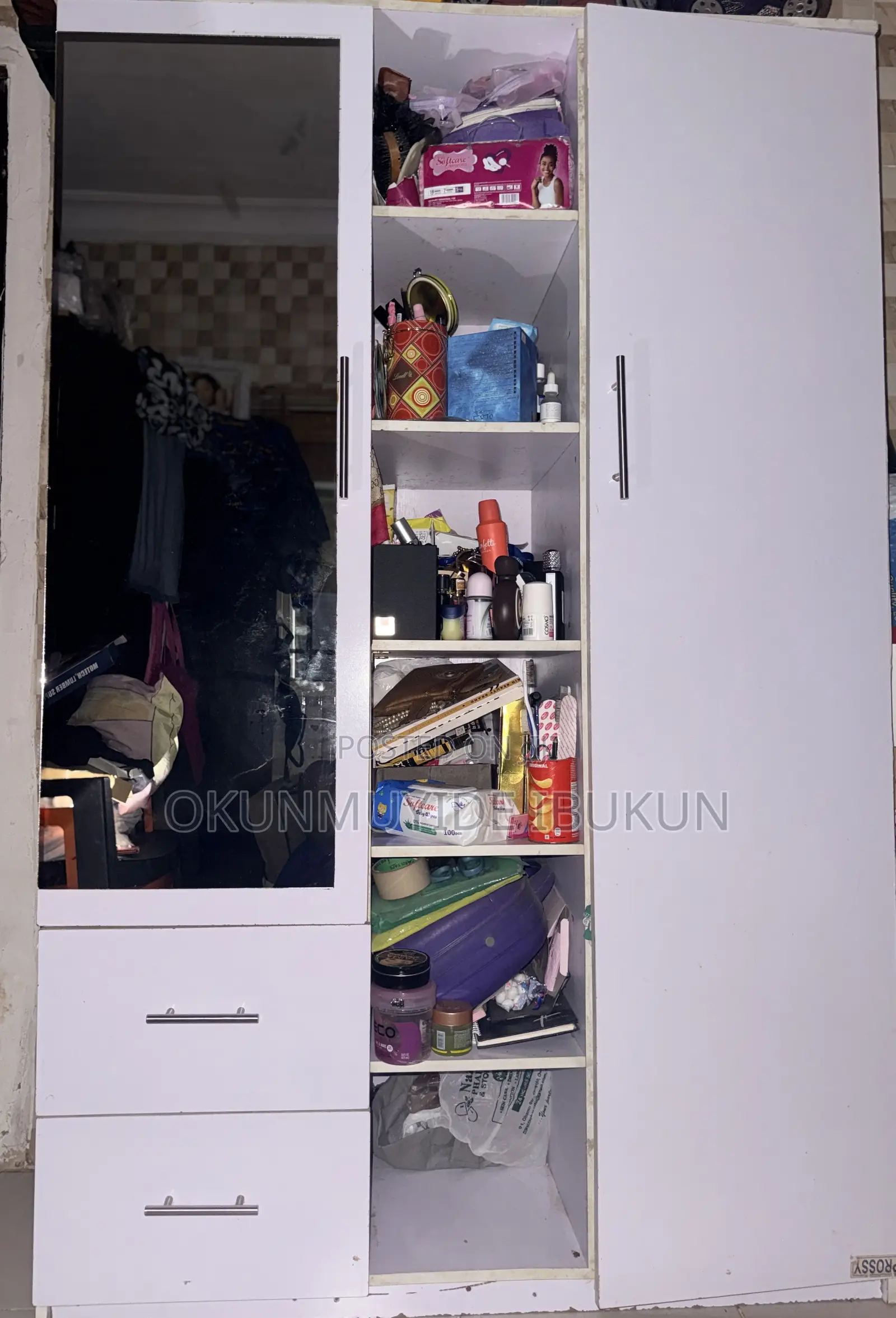 Wardrobe With Mirror