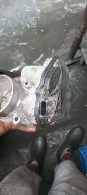 Injector Mouth Ford Escape and Ford Fusion 2008 Moodel