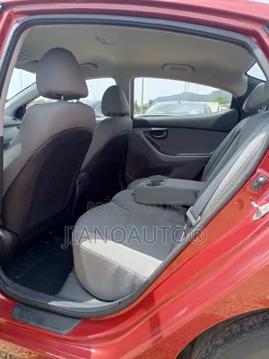 Hyundai Elantra 2013 Red