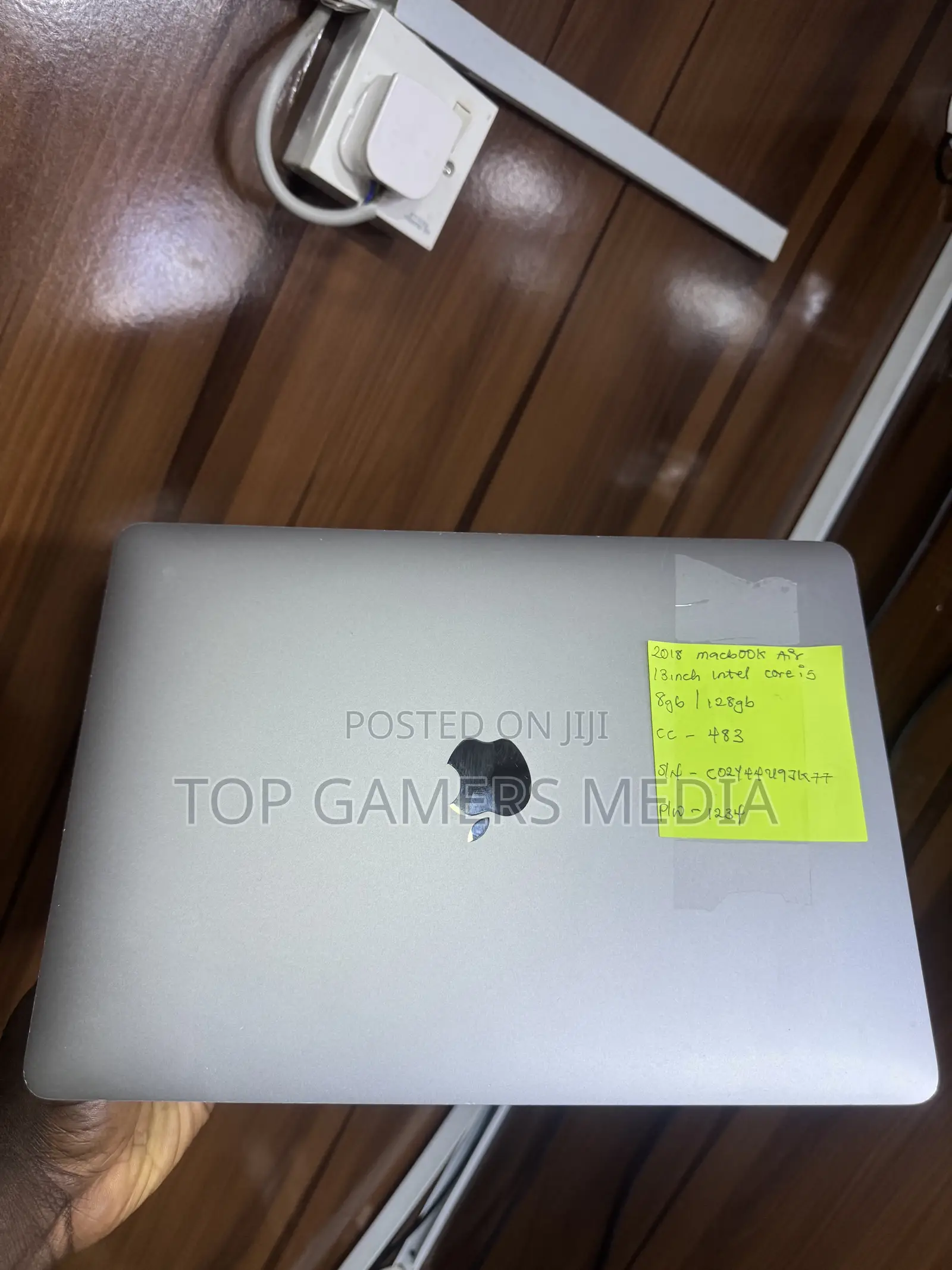 Laptop Apple MacBook Air 2018 8GB Intel Core i5 SSD 128GB
