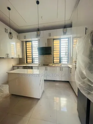 6bdrm Duplex in Magodo Phase 2 for sale