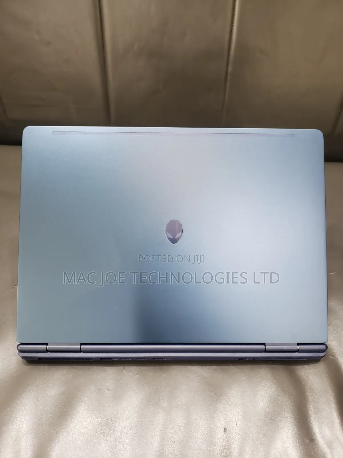 Laptop Alienware 16 Aurora 32GB Intel Core 7 SSD 1T