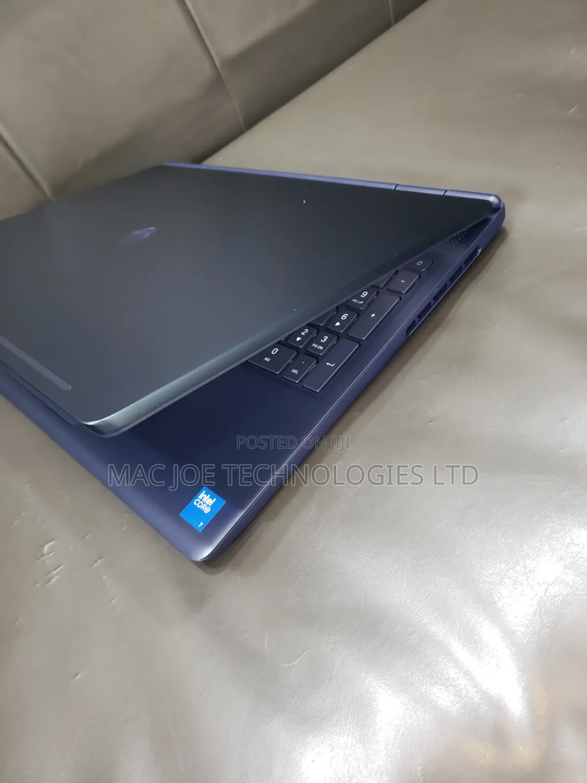 Laptop Alienware 16 Aurora 32GB Intel Core 7 SSD 1T