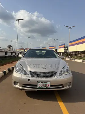 Lexus ES 330 Sedan 2004 Gold