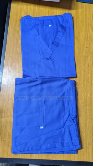 V Neck Hospital Scrub Wear
