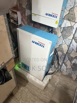 5kwh Ion Lithium Battery and 6.2kav 48v Hybrid Inverter