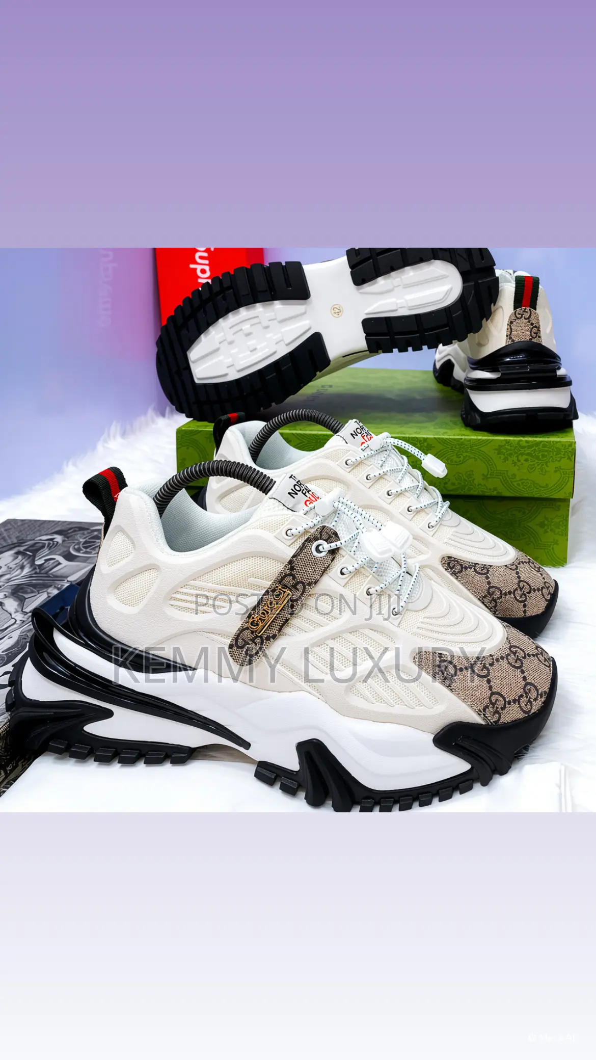Sneakers in Sizes