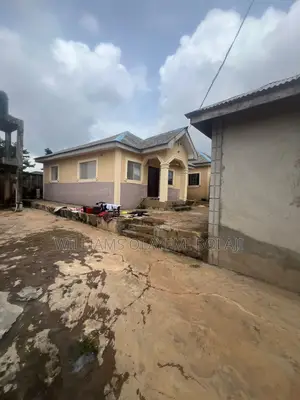 3bdrm Block of Flats in Ado-Odo/Ota for sale