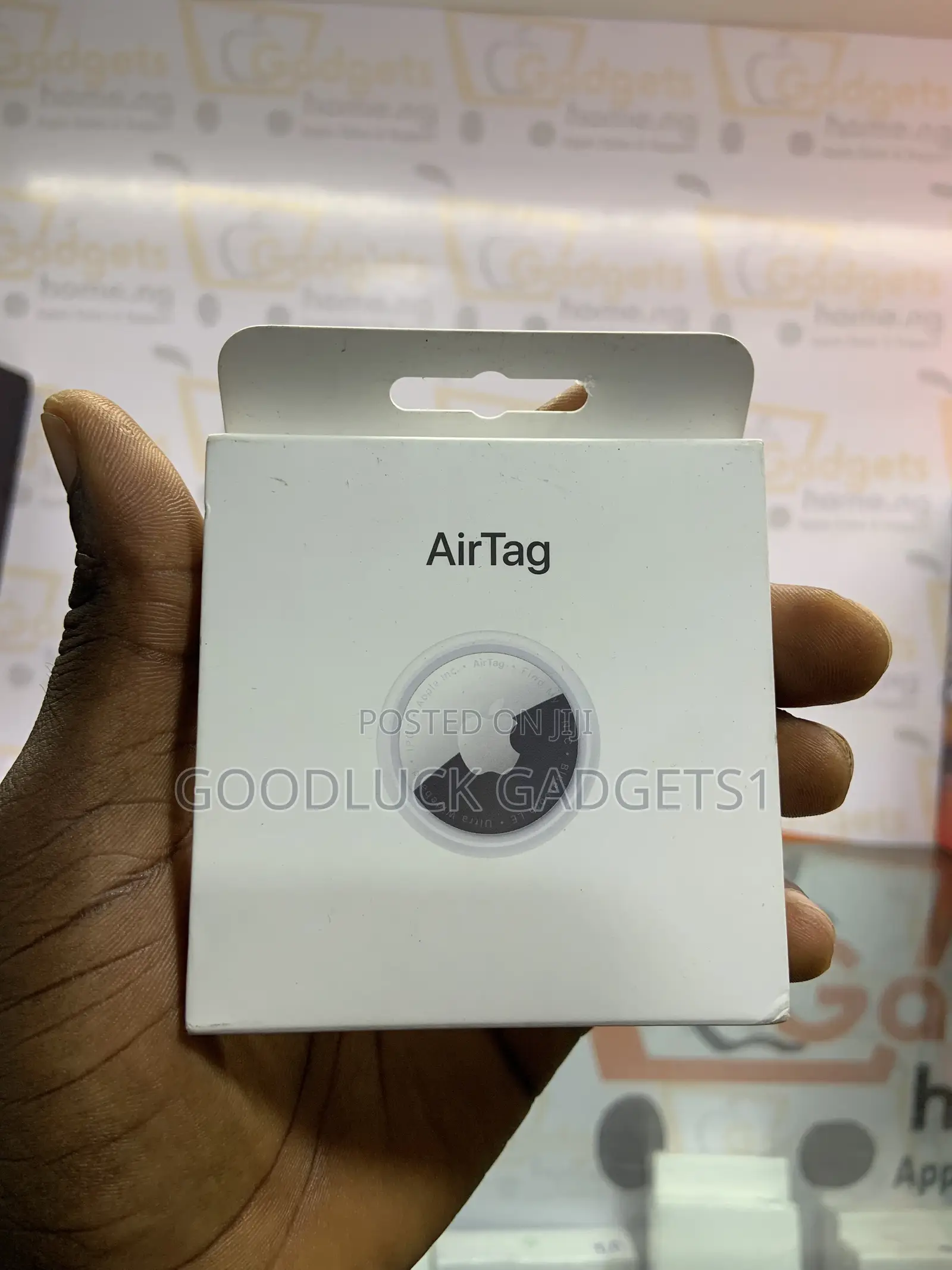 New Apple Airtag Single