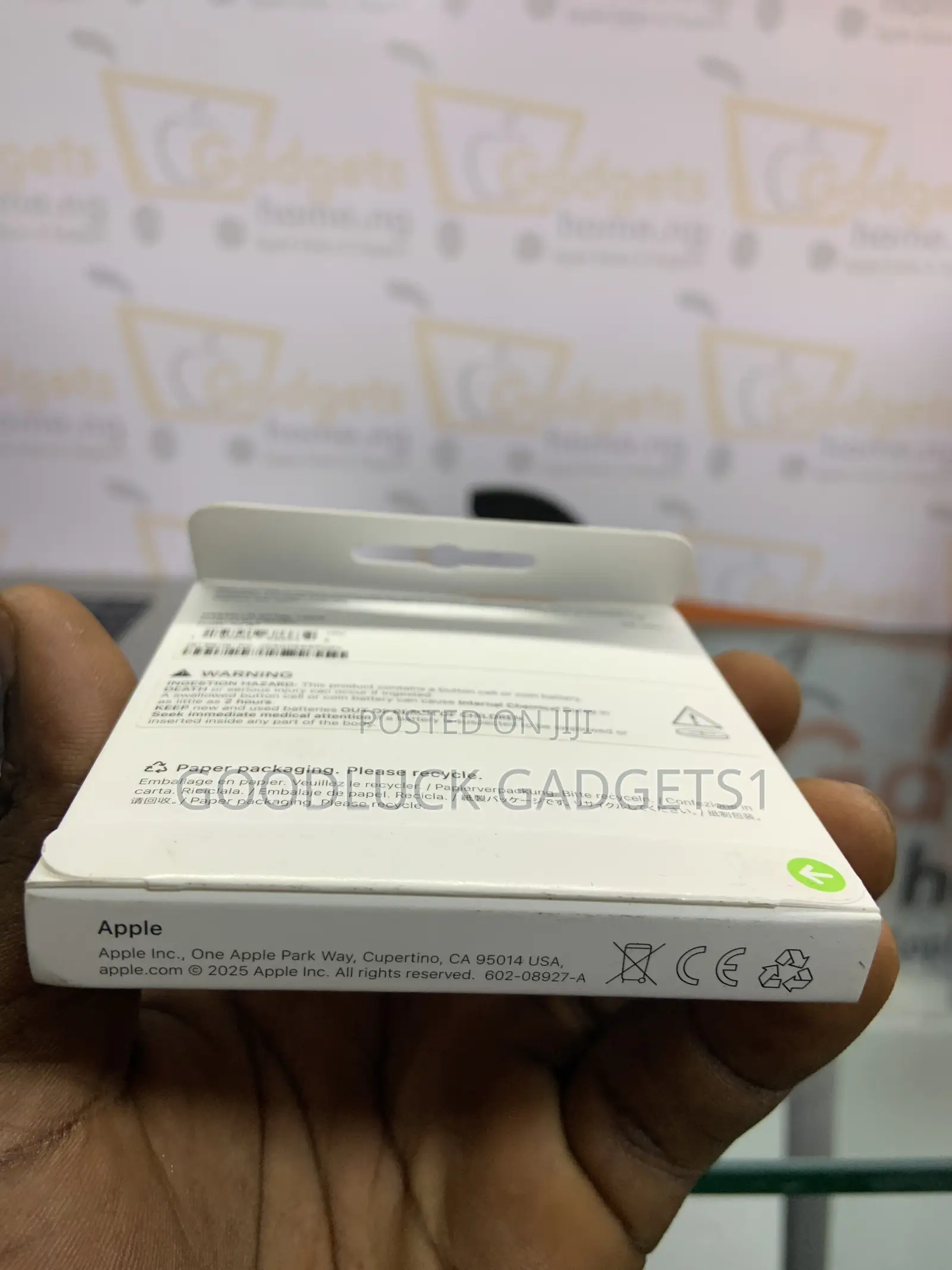 New Apple Airtag Single