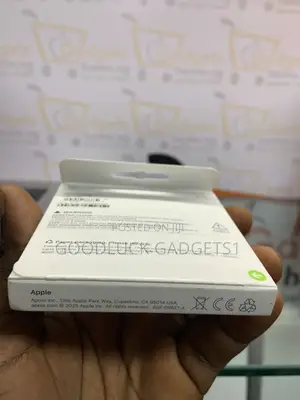 New Apple Airtag Single