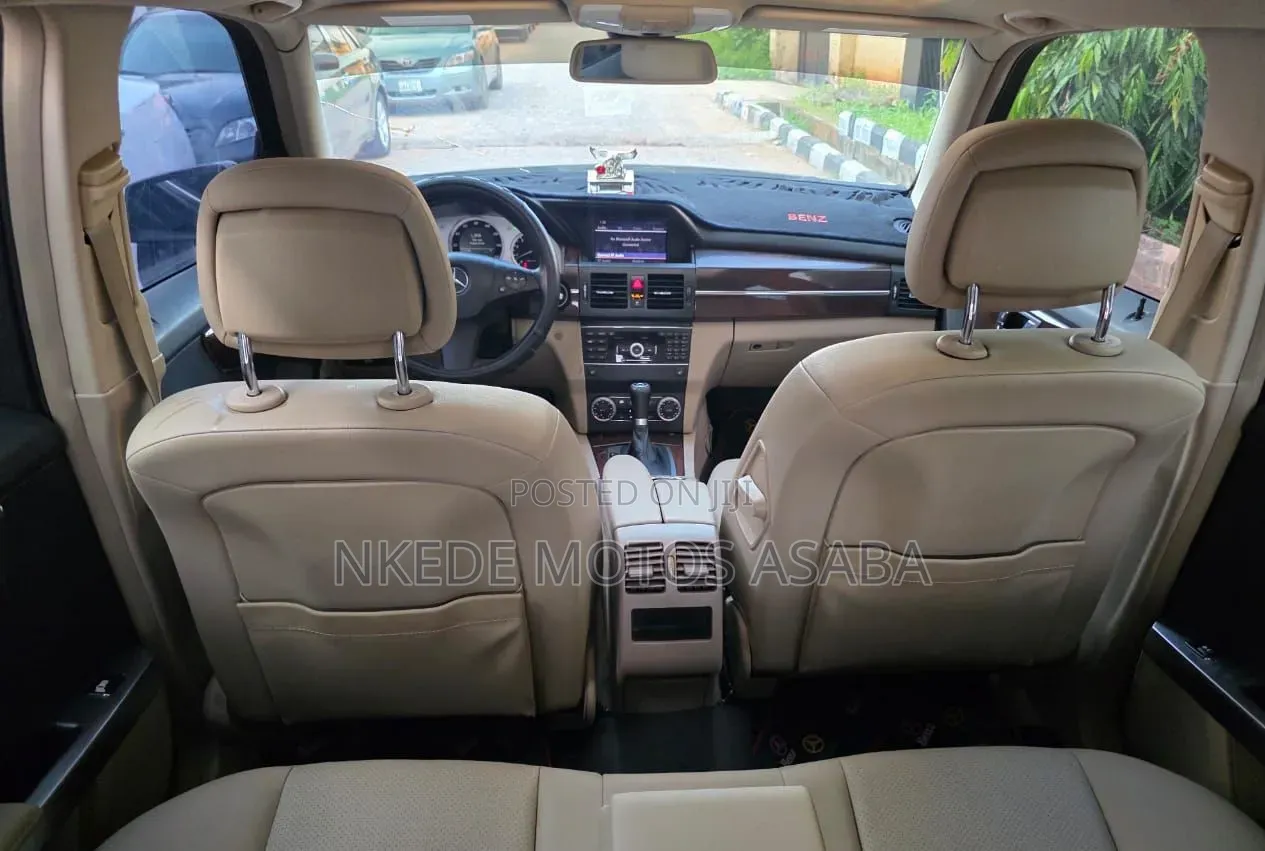 Mercedes-Benz GLK-Class 2011 Blue