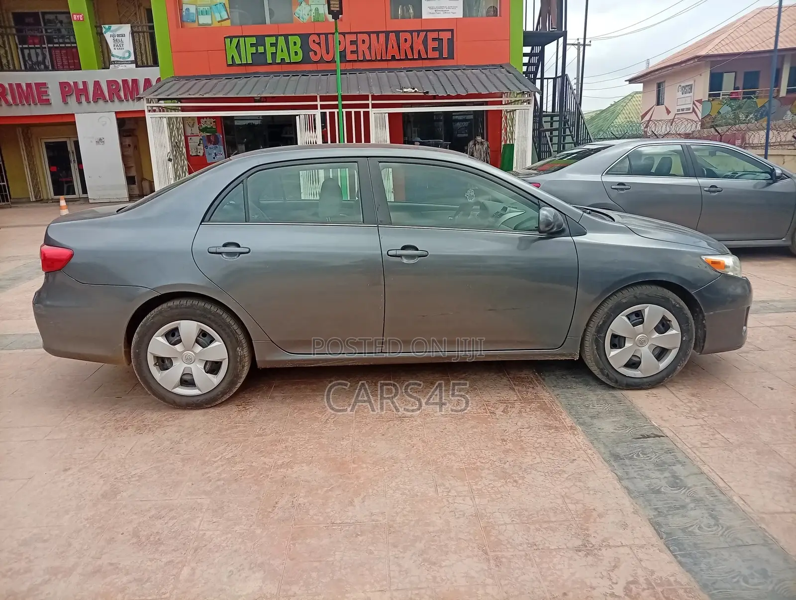 Toyota Corolla 2013 Gray