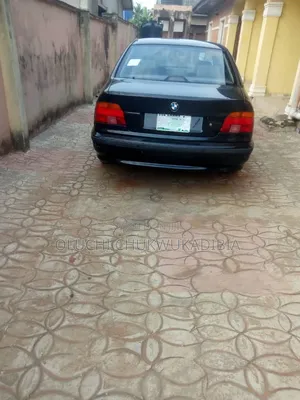 BMW 323i 2000 Black
