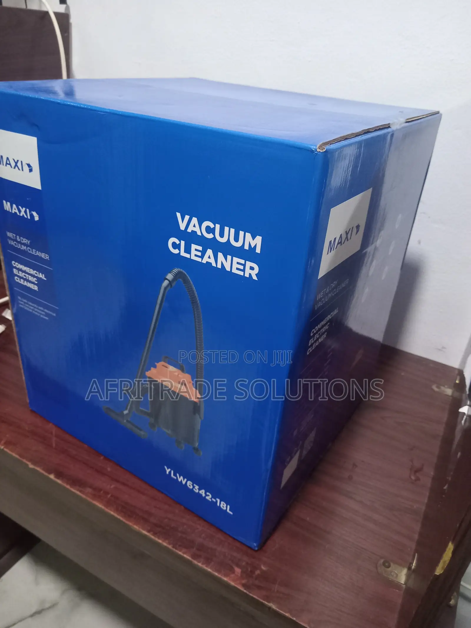 Maxi Efficient Wet Dry Vacuum Cleaner 1200w