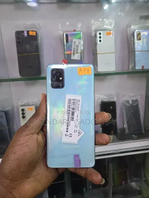 Samsung Galaxy A71 128 GB Blue