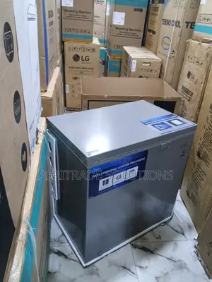 Midea 198l Chest Freezer
