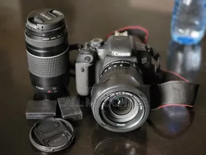 Canon Eos 800d Camera With STM 18-135mm Lens 75-300mm Lens