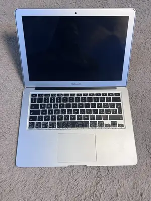 Laptop Apple MacBook Air 2012 8GB Intel Core i5 SSHD+SSD 256GB