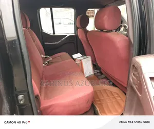 Nissan Navara 2010 Black