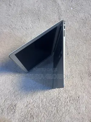 Laptop Apple MacBook Air 2012 8GB Intel Core i5 SSHD+SSD 256GB